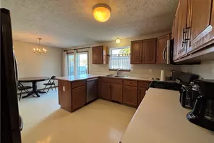 220 Woodland St, Wellington, OH 44090 - Photo 5