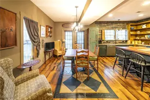 38071 Euclid Ave, Willoughby, OH 44094 - Photo 9