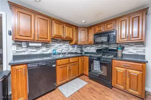 1109 4th St, Belpre, OH 45714 - Photo 7