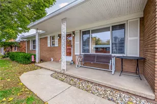 1109 4th St, Belpre, OH 45714 - Photo 3