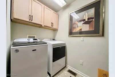 991 Croghan Way, Akron, OH 44321 - Photo 23