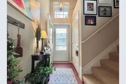 991 Croghan Way, Akron, OH 44321 - Photo 3