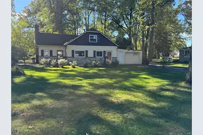 715 Crestview Drive, Boardman, OH 44512 - Photo 1