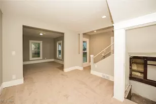 2104 11th St, Akron, OH 44314 - Photo 3