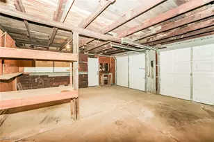 2104 11th St, Akron, OH 44314 - Photo 17