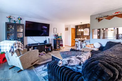 1286 Pembrooke Drive #D, Salem, OH 44460 - Photo 5