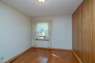 300 River Rd, Hinckley, OH 44233 - Photo 21