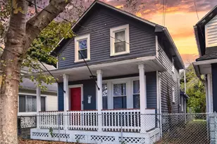 2061 W 33rd St, Loveland, OH 44113 - Photo 1