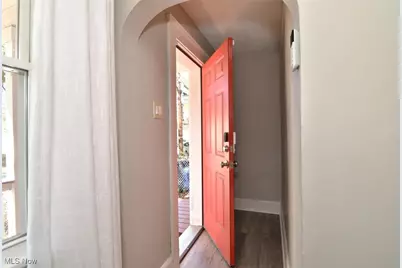 2061 W 33rd Street, Loveland, OH 44113 - Photo 5