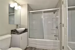 2061 W 33rd St, Loveland, OH 44113 - Photo 23