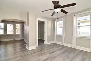 2061 W 33rd St, Loveland, OH 44113 - Photo 11