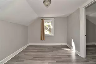 2061 W 33rd St, Loveland, OH 44113 - Photo 27