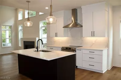 107 Town Centre Drive, Broadview Heights, OH 44147 - Photo 9