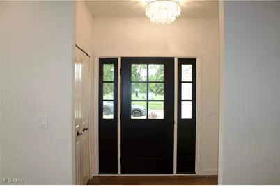 107 Town Centre Drive, Broadview Heights, OH 44147 - Photo 5