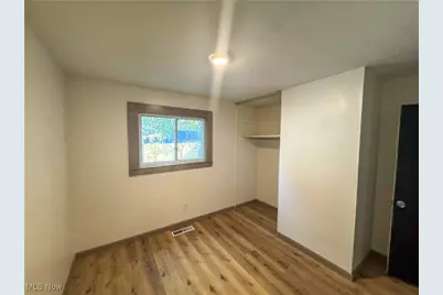 2640 Martha Avenue NE, Canton, OH 44705 - Photo 11