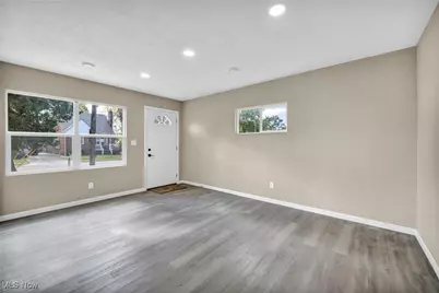 16817 Glenpark Avenue, Loveland, OH 44128 - Photo 15