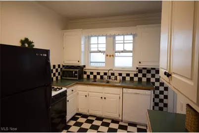 30 Casterton Avenue #N, Akron, OH 44303 - Photo 15