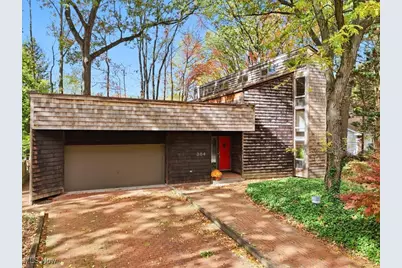 384 Burr Oak Drive, Kent, OH 44240 - Photo 1