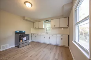 4310 E 163rd St, Loveland, OH 44128 - Photo 7