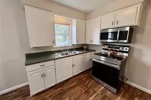 1807 E 294th St, Wickliffe, OH 44092 - Photo 9