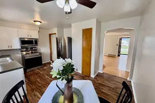 1807 E 294th St, Wickliffe, OH 44092 - Photo 13