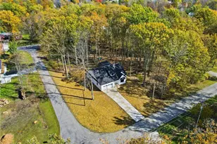 603 Oriole Dr, Roaming Shores, OH 44084 - Photo 3