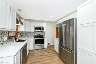 41 W Woodsdale Ave, Akron, OH 44301 - Photo 5