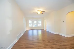 2135 W 103rd St, Loveland, OH 44102 - Photo 3