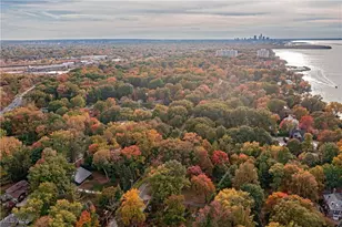 12866 Lakeshore Blvd, Bratenahl, OH 44108 - Photo 43