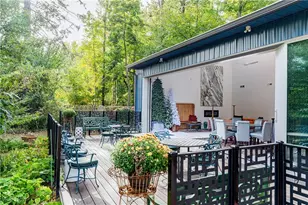 12866 Lakeshore Blvd, Bratenahl, OH 44108 - Photo 37