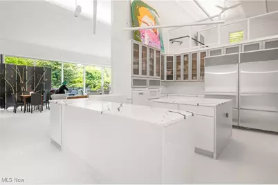 12866 Lake Shore Boulevard, Bratenahl, OH 44108 - Photo 9