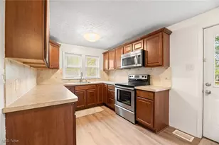 3060 Ravenna St, Hudson, OH 44236 - Photo 11