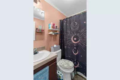 2859 Cheryl Avenue, Worthington, OH 44470 - Photo 13