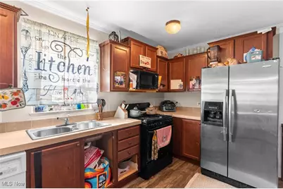 2859 Cheryl Avenue, Worthington, OH 44470 - Photo 5