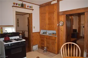 714 Orchard Ave, Barberton, OH 44203 - Photo 9