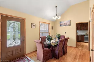 3755 Concord Dr, Beachwood, OH 44122 - Photo 3