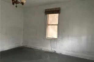 200 Central Ave, Tiltonsville, OH 43963 - Photo 5