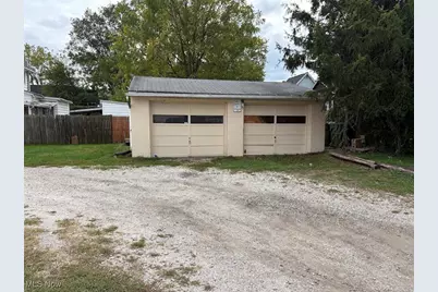 435 Hazlett Avenue NW, Canton, OH 44708 - Photo 5