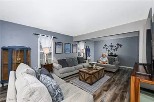 1139 Glencove Commons Dr, Brunswick, OH 44212 - Photo 7