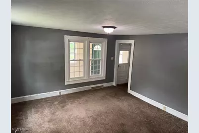 919 E 17th Street, Ashtabula, OH 44004 - Photo 7