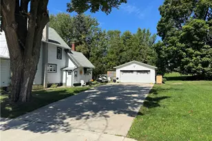 919 E 17th St, Ashtabula, OH 44004 - Photo 3