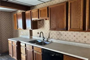 928 Main St, Wellsville, OH 43968 - Photo 5