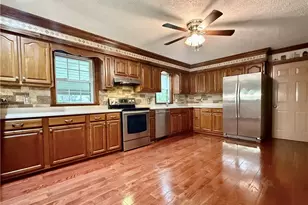 905 Ridgewood Blvd, Belpre, OH 45714 - Photo 17