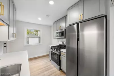 13410 Wainfleet Avenue, Loveland, OH 44135 - Photo 9