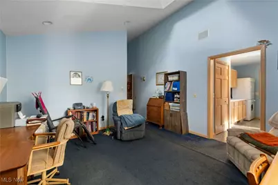 9732 Erie Avenue SW, Beach City, OH 44608 - Photo 13