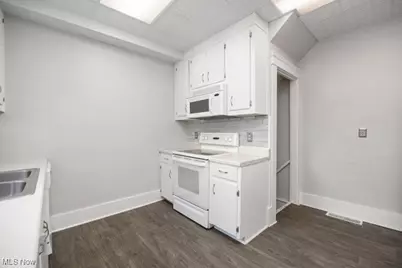 276 Harrison Street, Elyria, OH 44035 - Photo 7