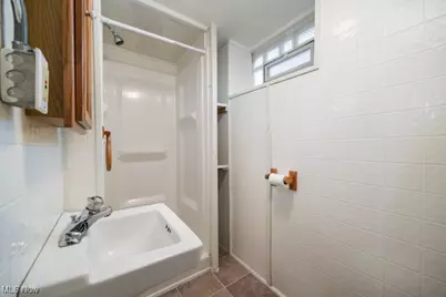 276 Harrison Street, Elyria, OH 44035 - Photo 11