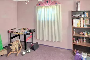 337 Greenbrier Rd, Weirton, WV 26062 - Photo 9