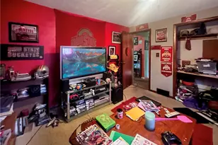 337 Greenbrier Rd, Weirton, WV 26062 - Photo 7