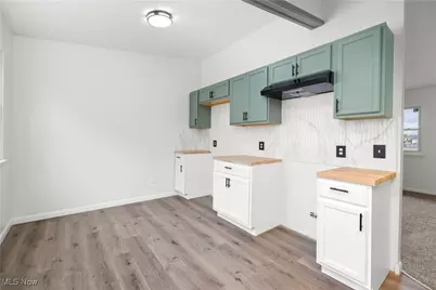 4543 Norfolk Avenue, Lorain, OH 44055 - Photo 9